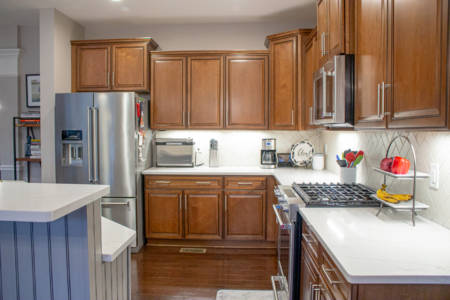 Nolensville Tennessee Kitchen Remodel wood cabinets quartz countertop