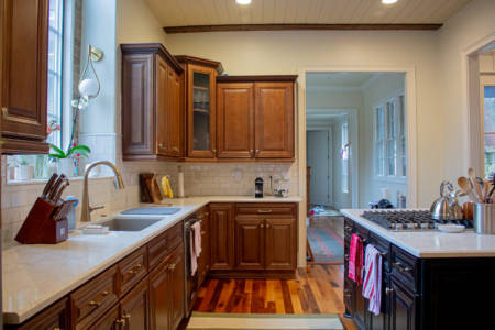 Franklin Tennessee Kitchen Remodel Wood Cabinets Quartz Countertops