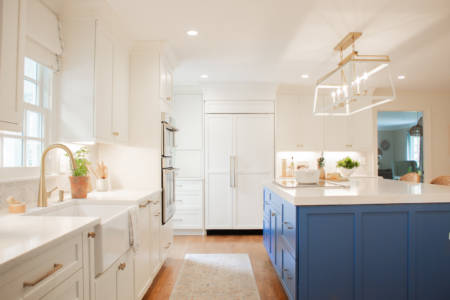 Brentwood Tennessee Kitchen Remodel White Cabinets Quartz Countertop Wood Floors Gold Hardware Island Cabinets