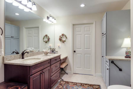 franklin TN bathroom remodel vanity mirror sink